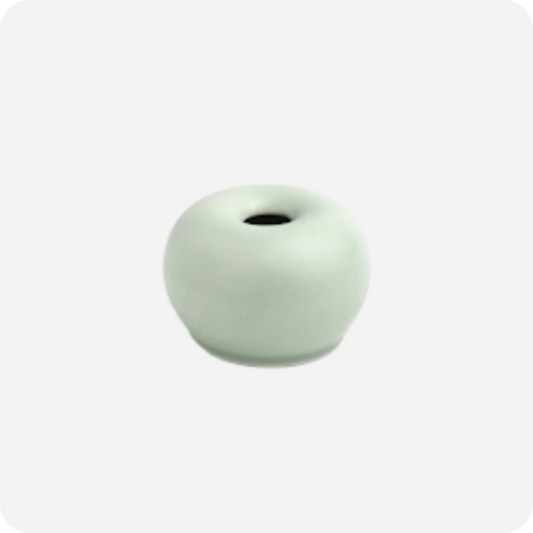 Porcelain Matcha Whisk Holder (Shin)